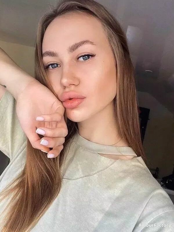 Galina, 23